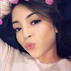 Meet your Posher, Tania